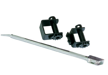 Truck strap winch is lightweight.