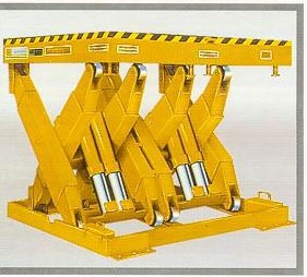 The heavy capacity scissor lift is highly durable.