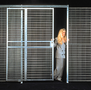 Storage solutions are ideal for warehouses, shipping areas and distributions centers.