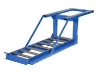 Below Dock Loader for low dock reach applicatons