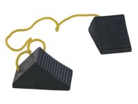 Beacon World Class Tire Chocks - RC815 series